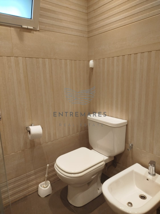Casa ID.119 - Venta casa mansa 4 dormitorios