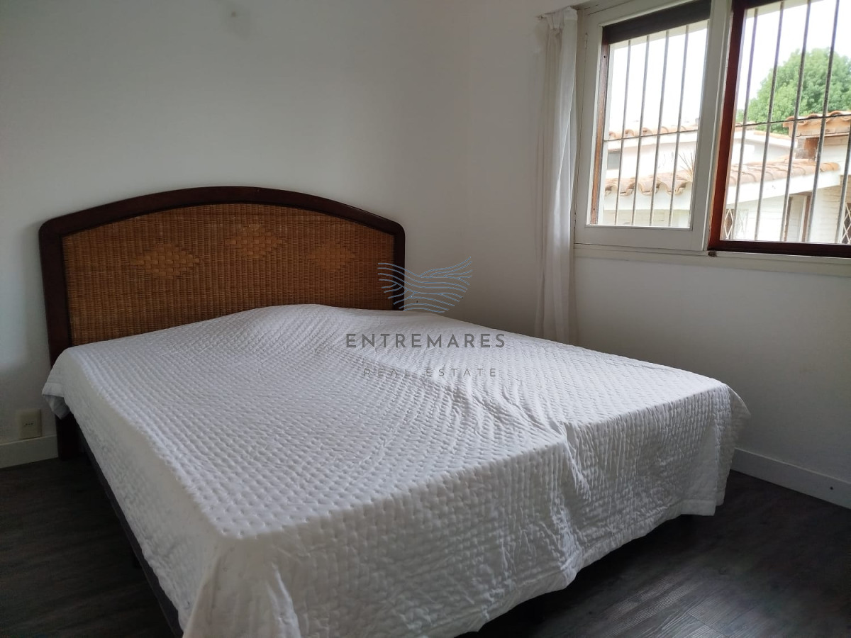 Casa ID.119 - Venta casa mansa 4 dormitorios