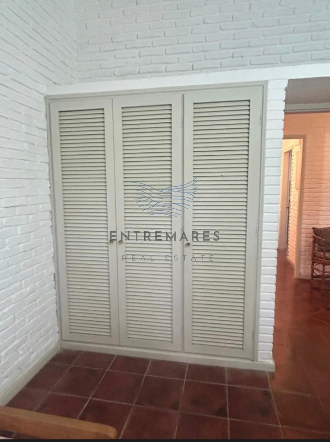 Casa ID.110 - Venta casa 4 dormitorios Jardines de Córdoba