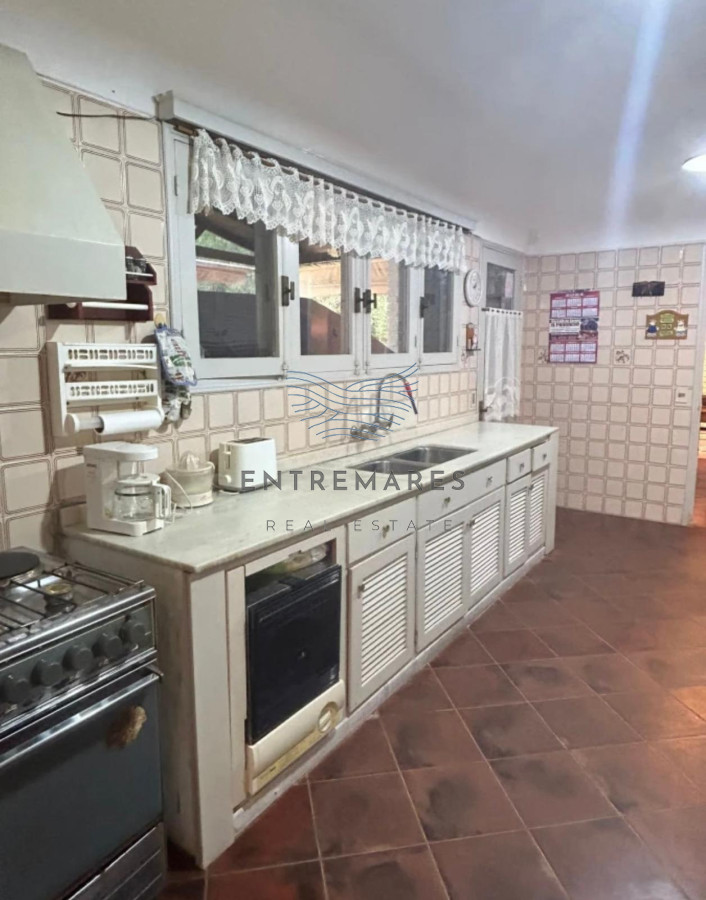 Casa ID.110 - Venta casa 4 dormitorios Jardines de Córdoba