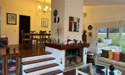 Venta casa 4 dormitorios Jardines de Córdoba