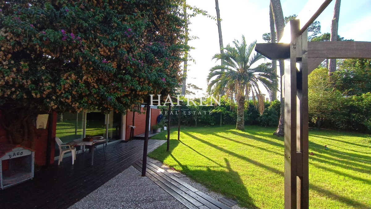 Casa ID.478 - Venta casa en Pinares a pasos del mar