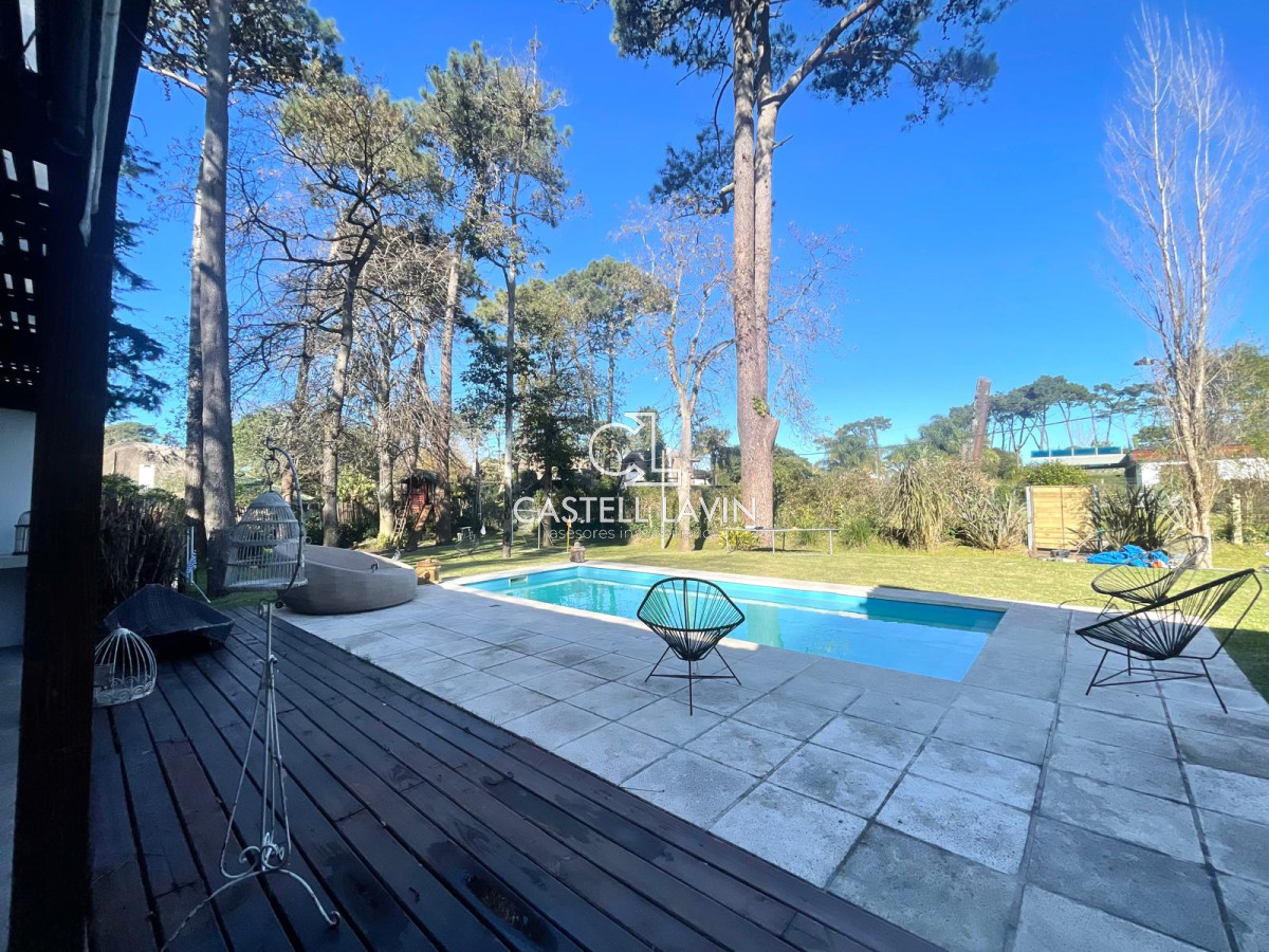 Casa ID.527 - Venta Casa  3 Dormitorios en Playa Mansa Punta del Este