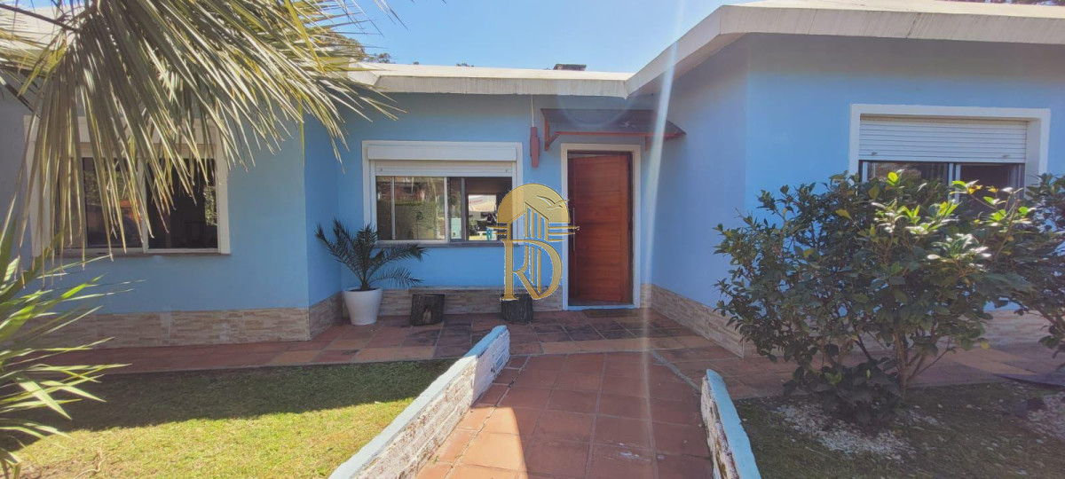 Venta casa 3 dormitorios zona muy tranquila -id-297-5