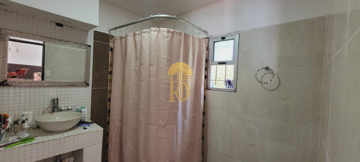 Venta casa 3 dormitorios zona muy tranquila -id-297-20