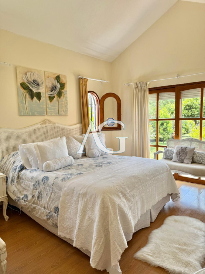 Casa ID.342 - Venta de casa en Jardines de Córdoba 2 dormitorios