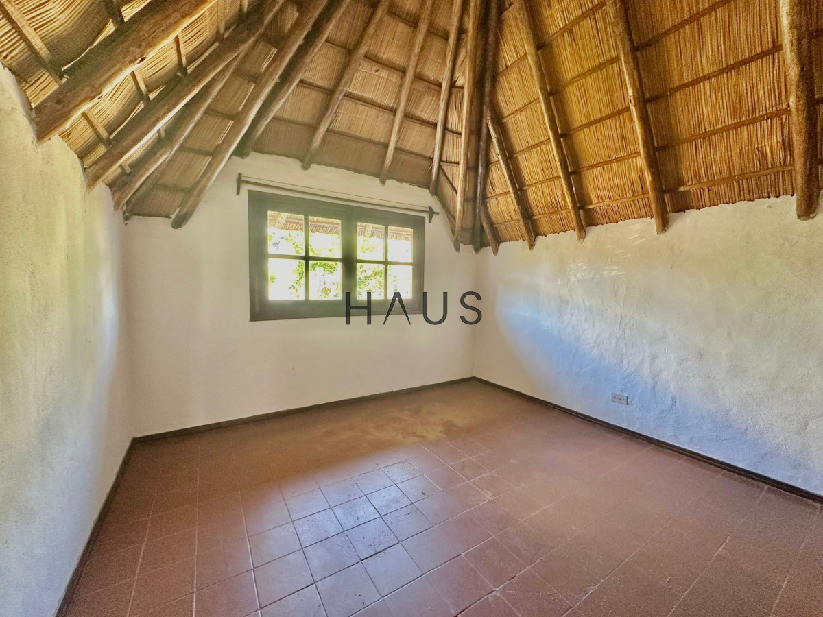Casa ID.1066 - Venta casa punta del este pinares 4 dormitorios 