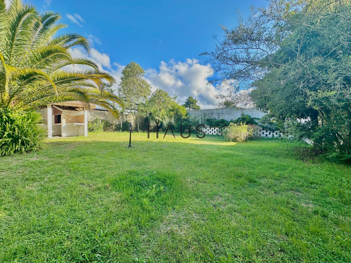 Casa ID.1066 - Venta casa punta del este pinares 4 dormitorios 