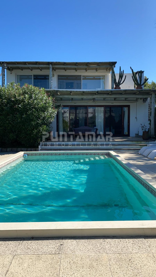 Casa ID.213715 - Venta Casa Rincón del Indio.