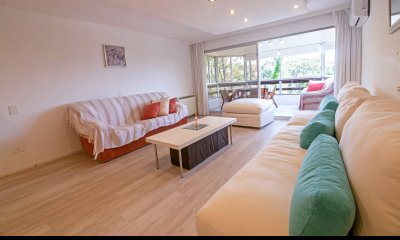 Venta de apartamento 4 dormitorios Punta del Este