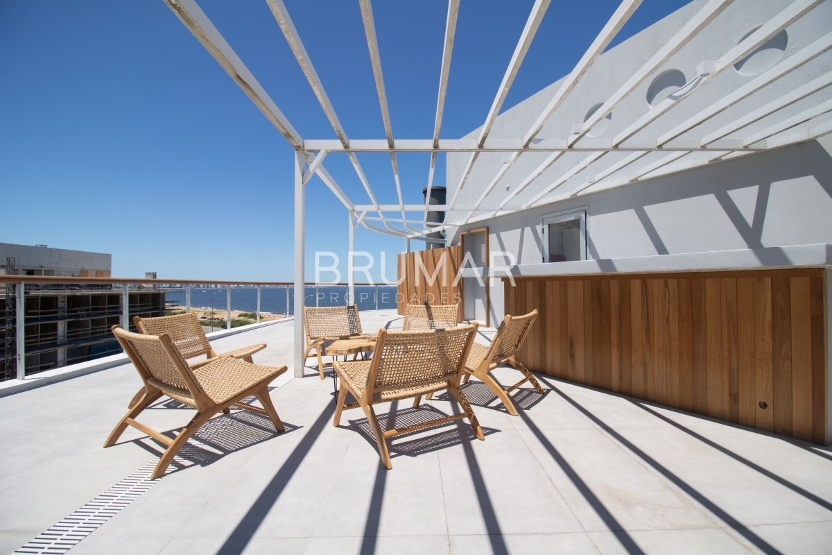 Apartamento ID.132 - apartamento venta 2 dormitorios mansa punta del este vista al mar penthouse