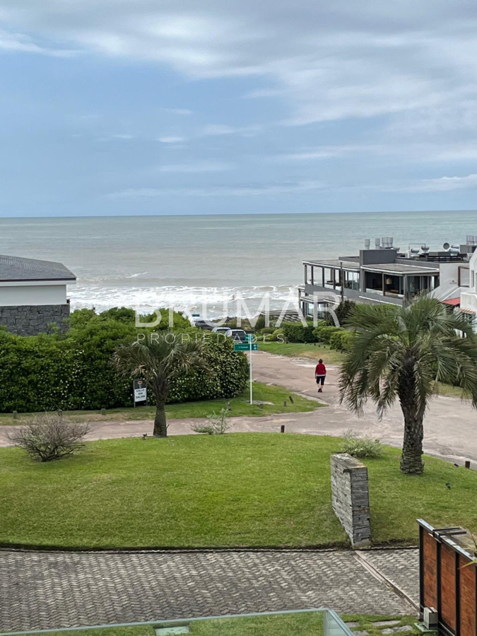Apartamento ID.296 - Venta Penthouse Montoya 3 Suite