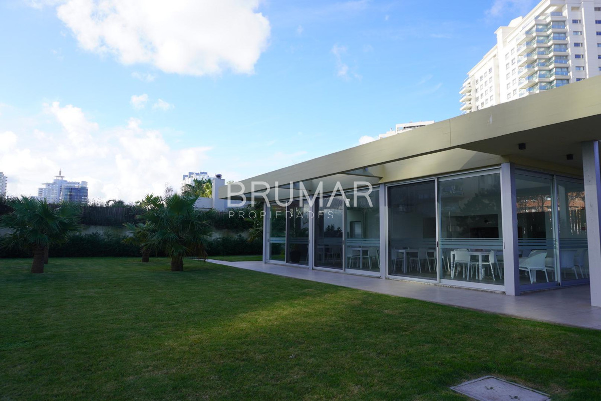 Apartamento ID.18 - Frente al mar departamentos de 3 dormitorios, en zona privilegiada.