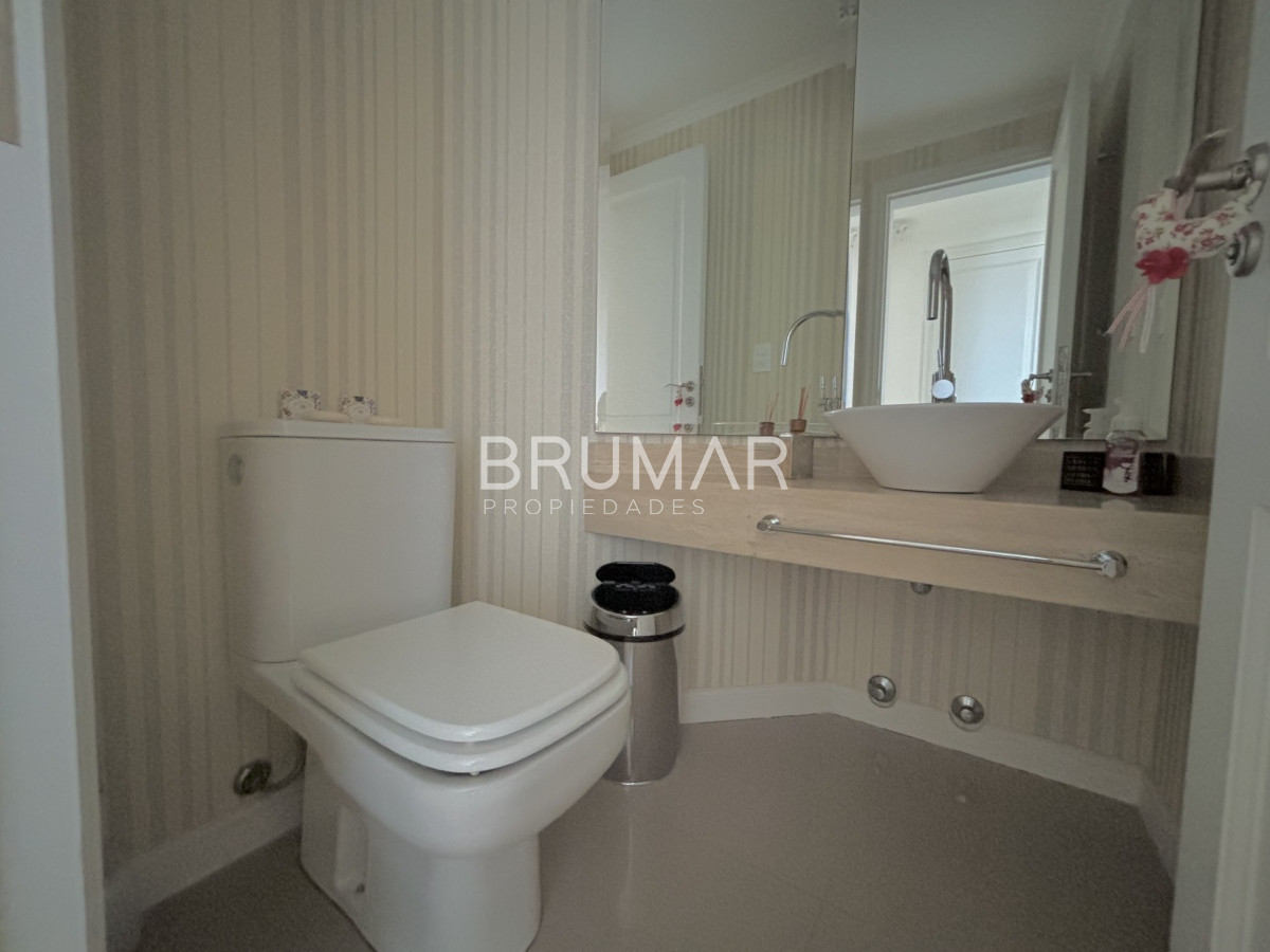 Apartamento ID.182 - Apartamento venta punta del este mansa 4 dormitorios 