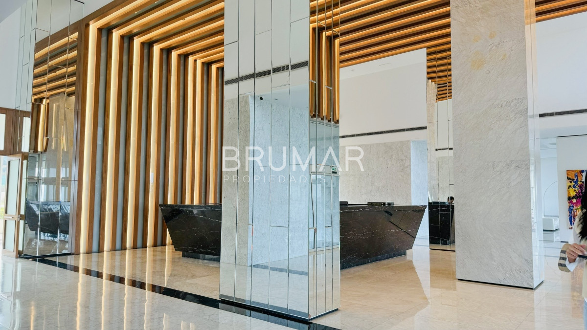Apartamento ID.47 - Torrelobos esquinero en venta 4 dormitorios mas dependencia de servicio excelente vista