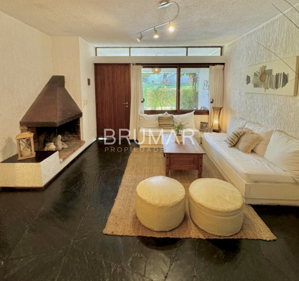 Apartamento ID.128 - Alquiler apartamento 2 dormitorios, estufa a leña, parrillero, excelente entorno.