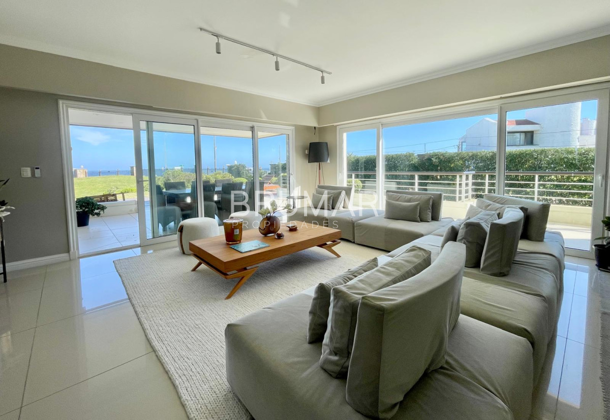 Apartamento ID.238 - Excelente Departamento de Tres Suites en Veramansa