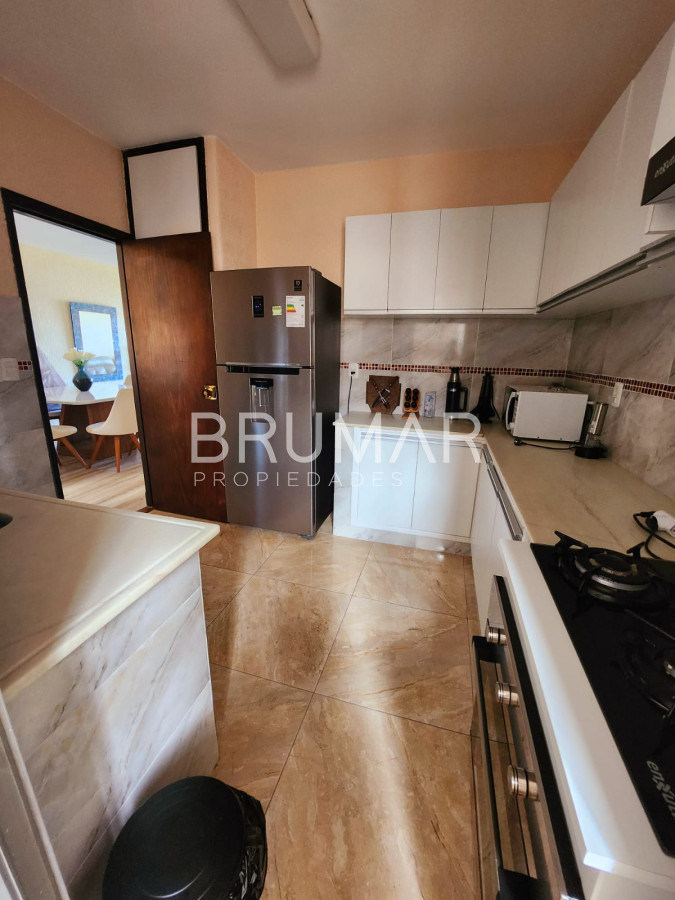 Apartamento ID.103 - Departamento reciclado, terraza y 3 dormitorios.