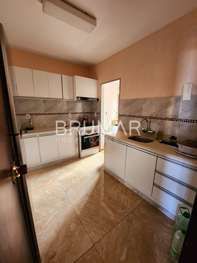 Apartamento ID.103 - Departamento reciclado, terraza y 3 dormitorios.