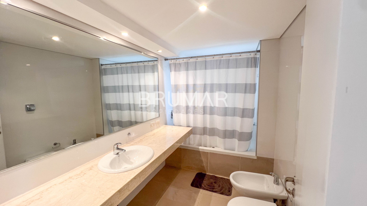 Apartamento ID.503 - Venta apartamento 3 dormitorios en Brava