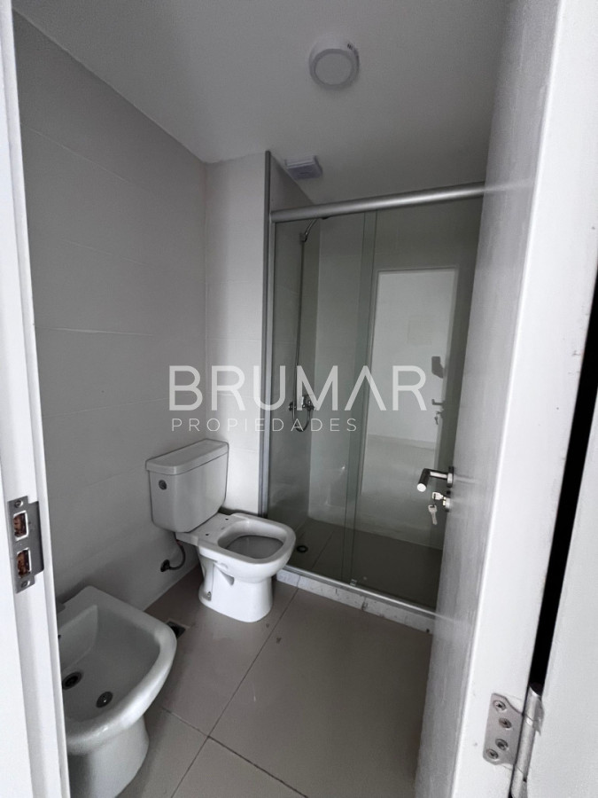 Apartamento ID.814 - Alquiler anual 2 dormitorios y 2 baños parrillero propio 