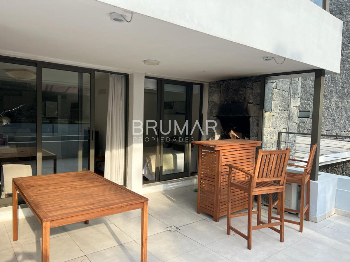 Apartamento ID.596 - Apartamento de 2 dormitorios en venta. 