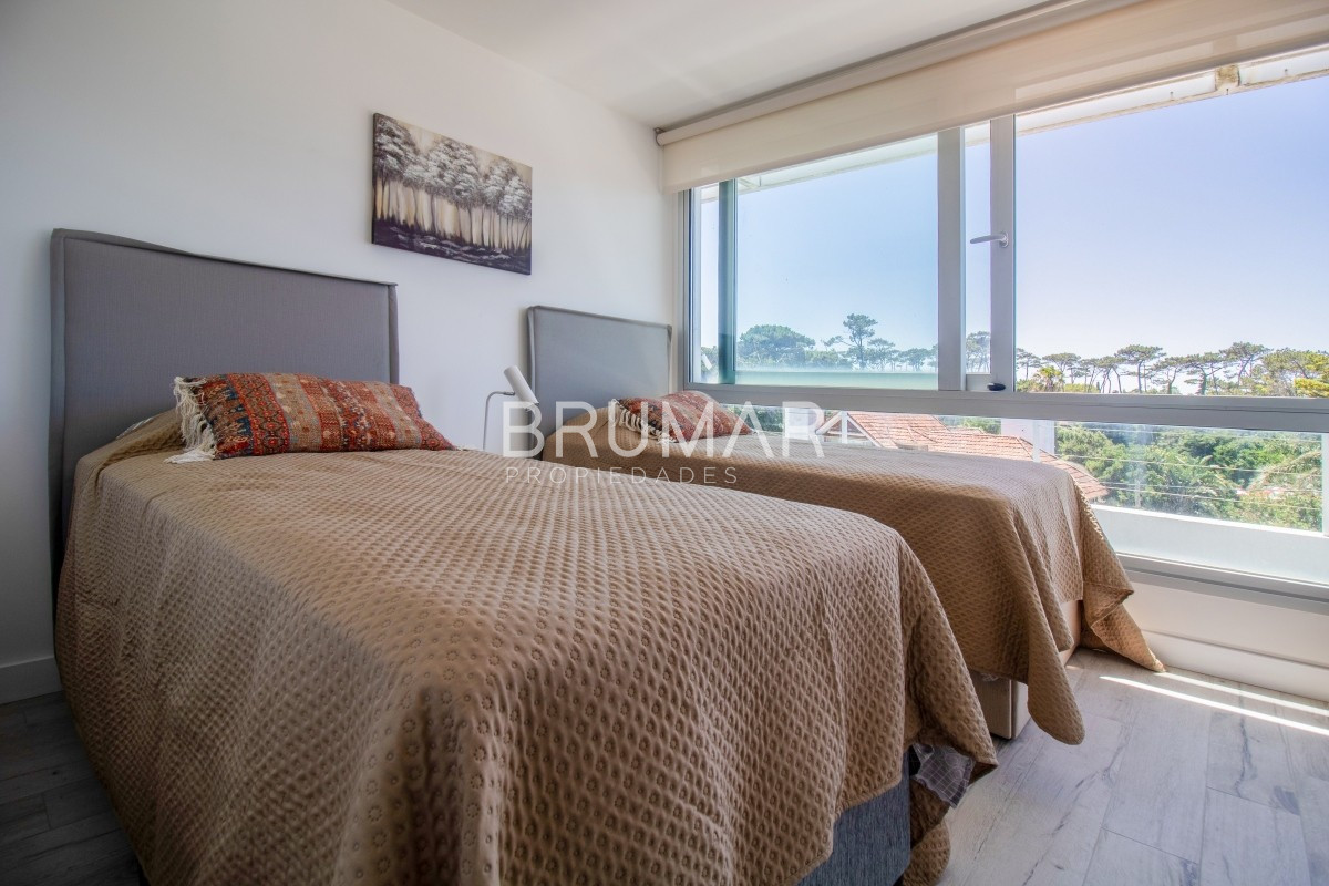 Apartamento ID.132 - apartamento venta 2 dormitorios mansa punta del este vista al mar penthouse