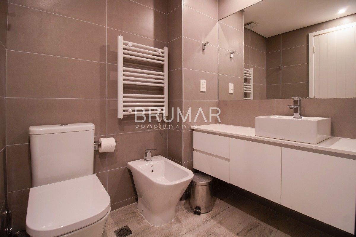Apartamento ID.132 - apartamento venta 2 dormitorios mansa punta del este vista al mar penthouse