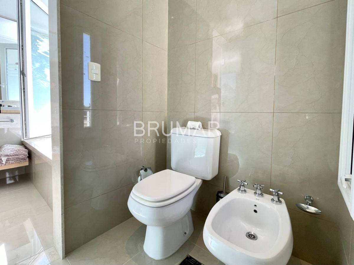 Apartamento ID.238 - Excelente Departamento de Tres Suites en Veramansa