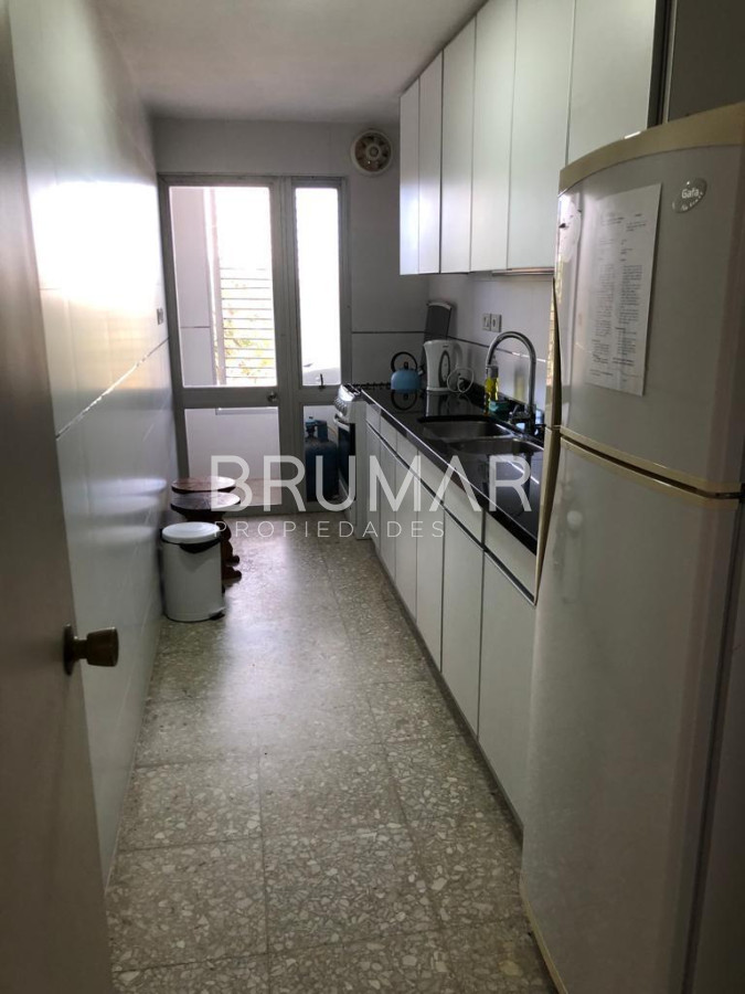 Apartamento ID.427 - Alquiler anual 3 dormitorios en península