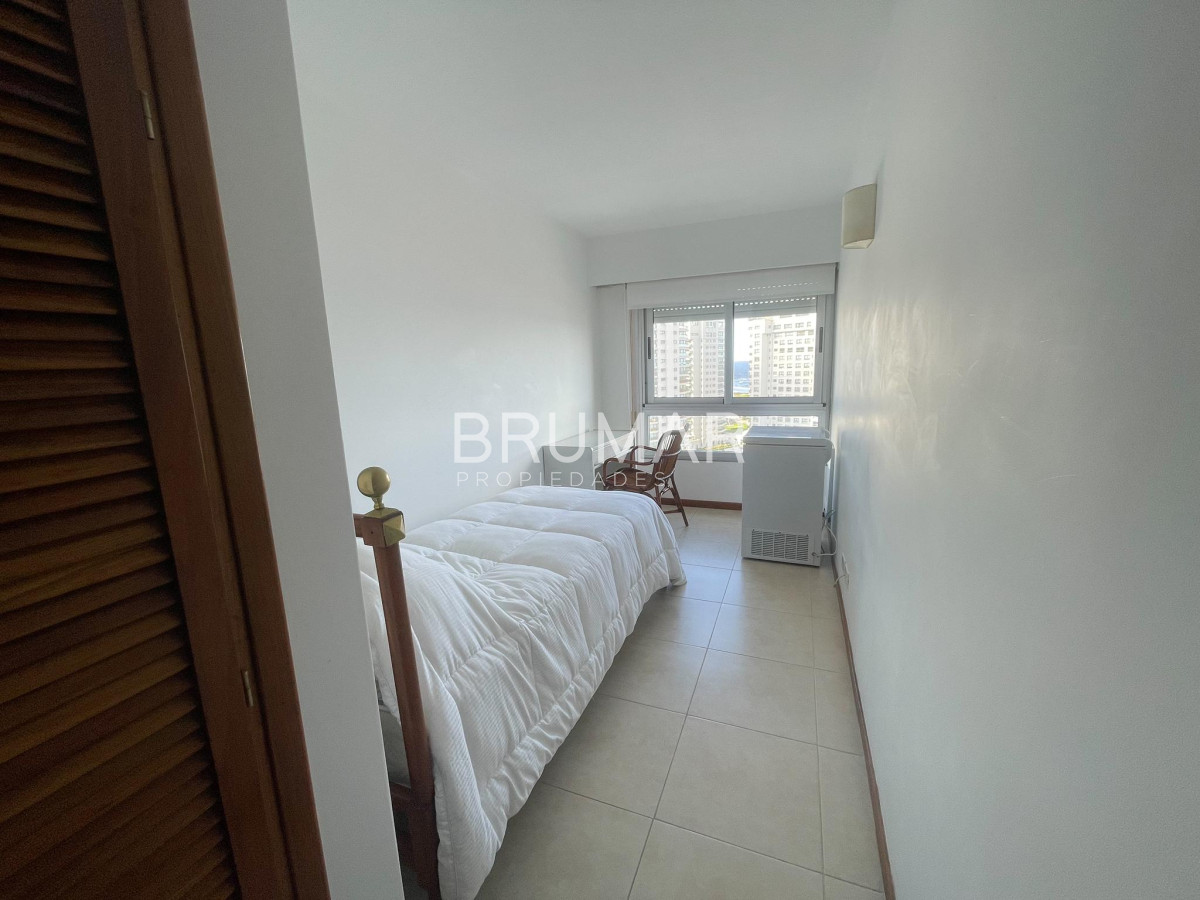 Apartamento ID.18 - Frente al mar departamentos de 3 dormitorios, en zona privilegiada.