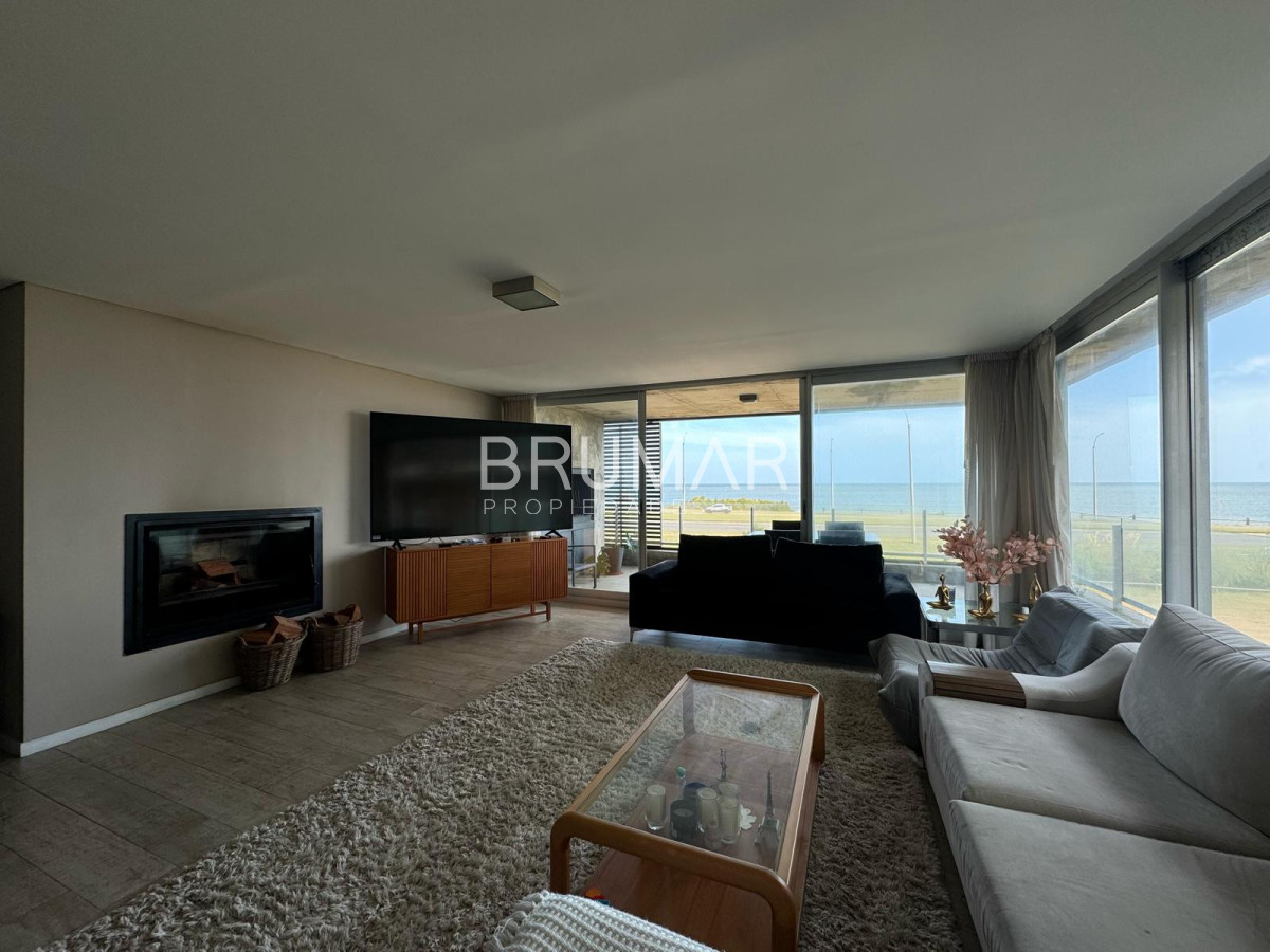 Apartamento ID.317 - Venta Primera linea Pinares