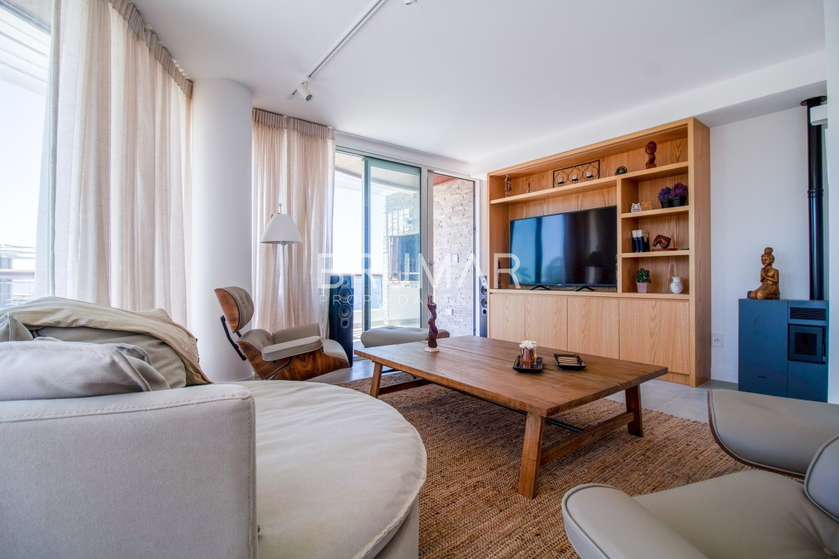 Apartamento ID.132 - apartamento venta 2 dormitorios mansa punta del este vista al mar penthouse
