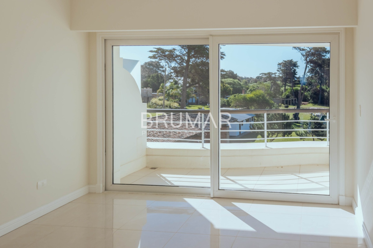 Apartamento ID.225 - Venta de Apartamento de dos Dormitorios en Veramansa