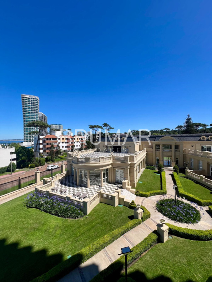 Apartamento ID.703 - Apartamento en venta en Edificio LE JARDIN