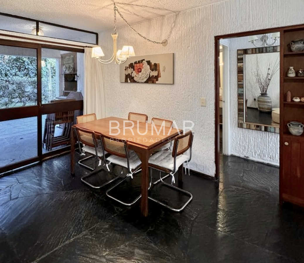 Apartamento ID.128 - Alquiler apartamento 2 dormitorios, estufa a leña, parrillero, excelente entorno.