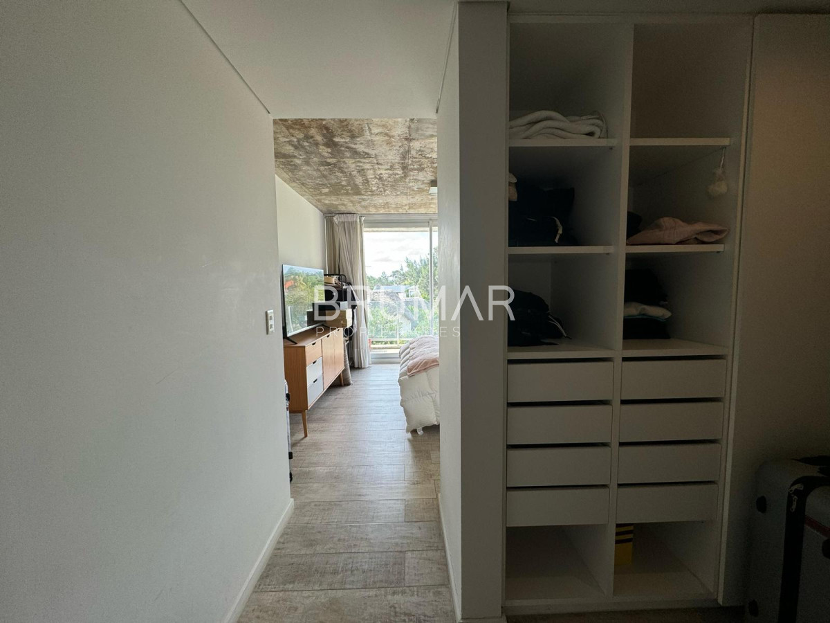 Apartamento ID.317 - Venta Primera linea Pinares