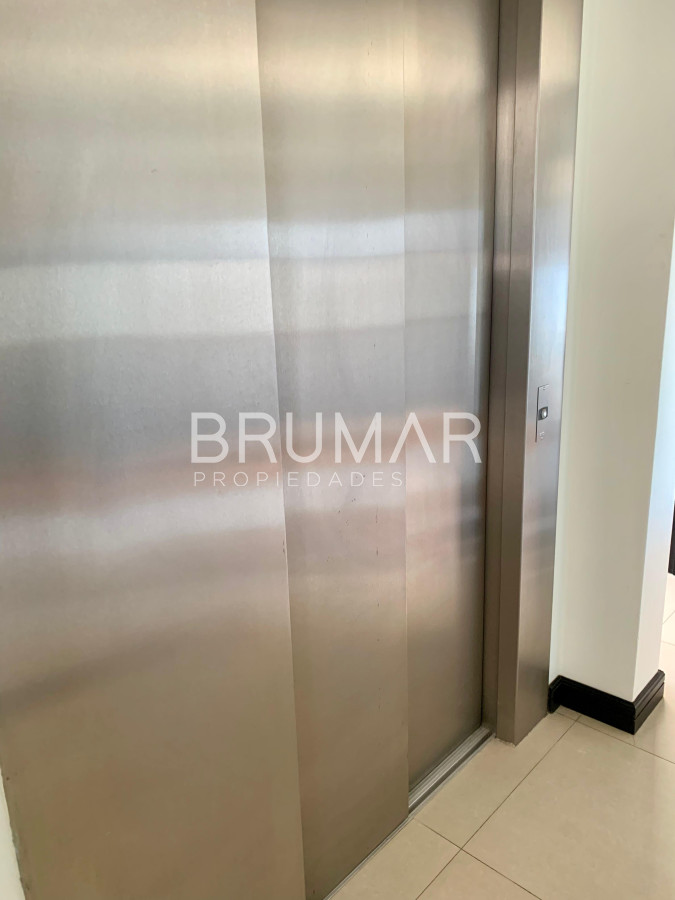 Apartamento ID.595 - Penthouse en venta 2 dormitorios y ascensor privado