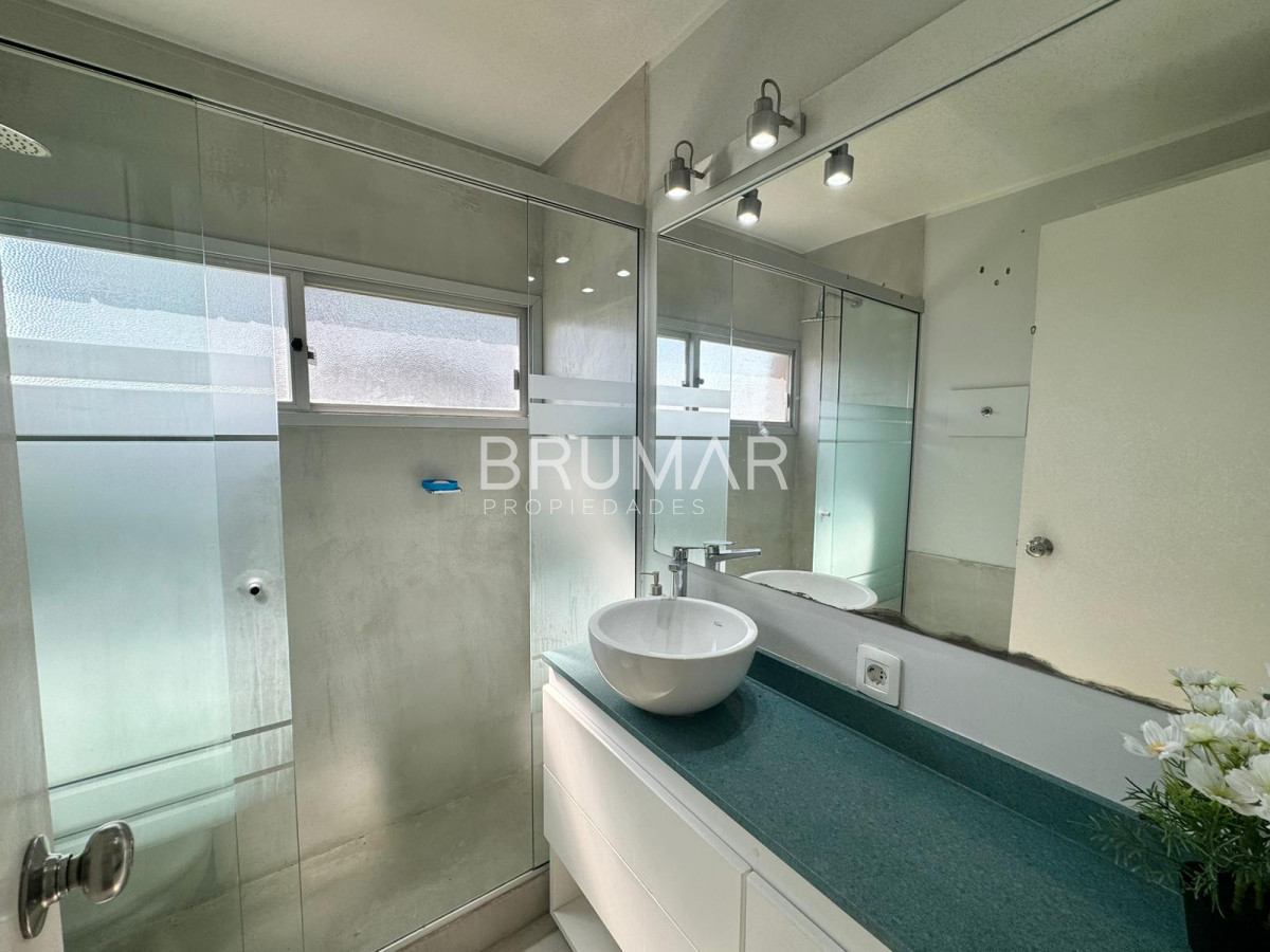 Apartamento ID.230 - Alquiler de temporada apartamento Punta del Este mansa 3 dormitorios 