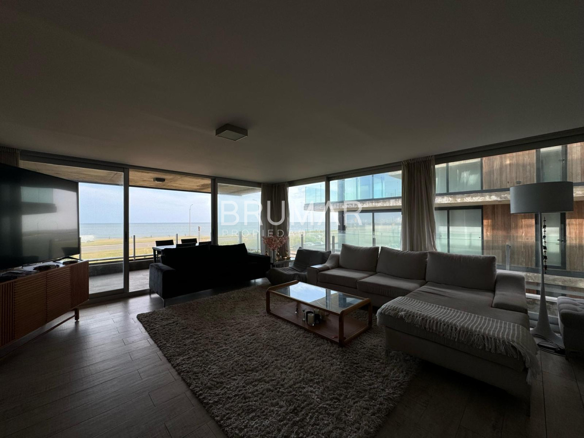 Apartamento ID.317 - Venta Primera linea Pinares