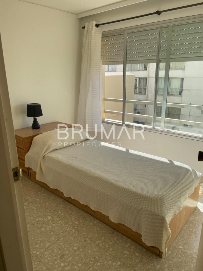 Apartamento ID.427 - Alquiler anual 3 dormitorios en península