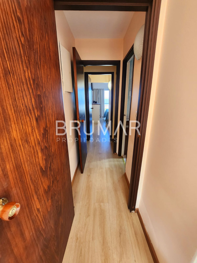 Apartamento ID.103 - Departamento reciclado, terraza y 3 dormitorios.