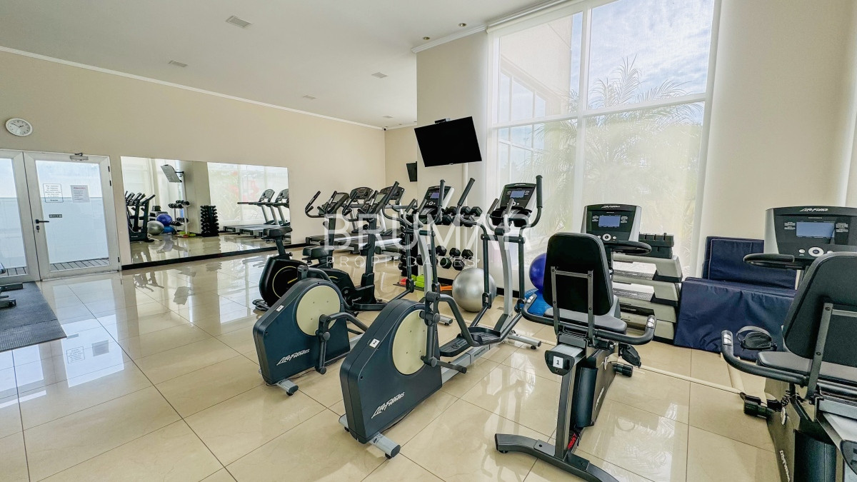 Apartamento ID.47 - Torrelobos esquinero en venta 4 dormitorios mas dependencia de servicio excelente vista