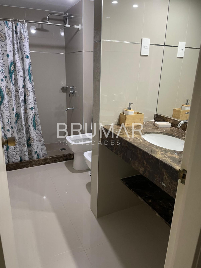 Apartamento ID.427 - Alquiler anual 3 dormitorios en península