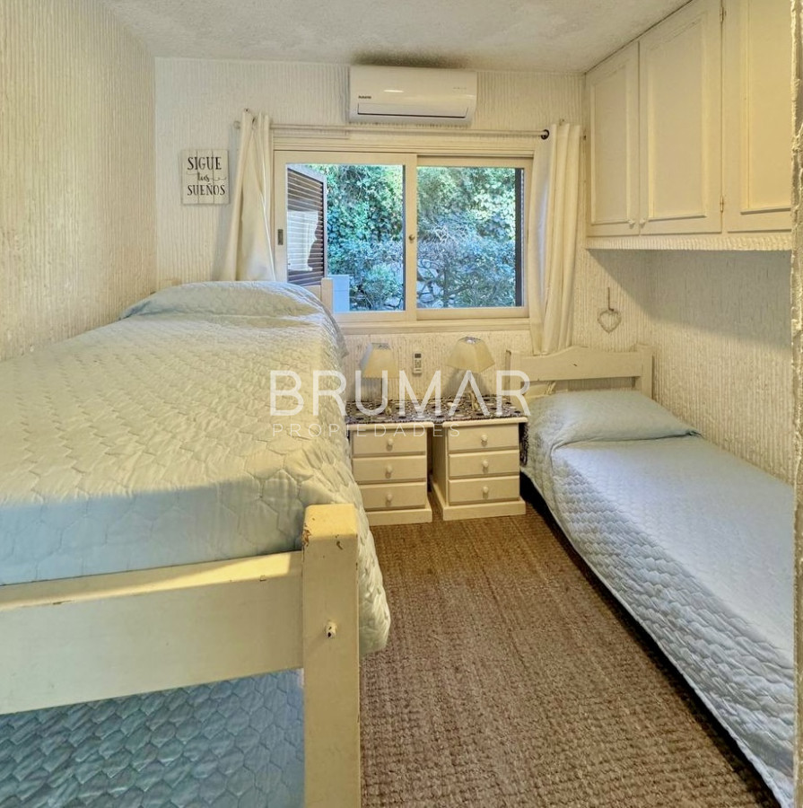 Apartamento ID.128 - Alquiler apartamento 2 dormitorios, estufa a leña, parrillero, excelente entorno.