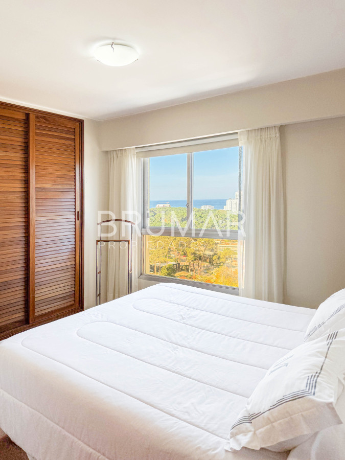Shopping - GoPunta - Portal Inmobiliario de Punta del Este - Maldonado