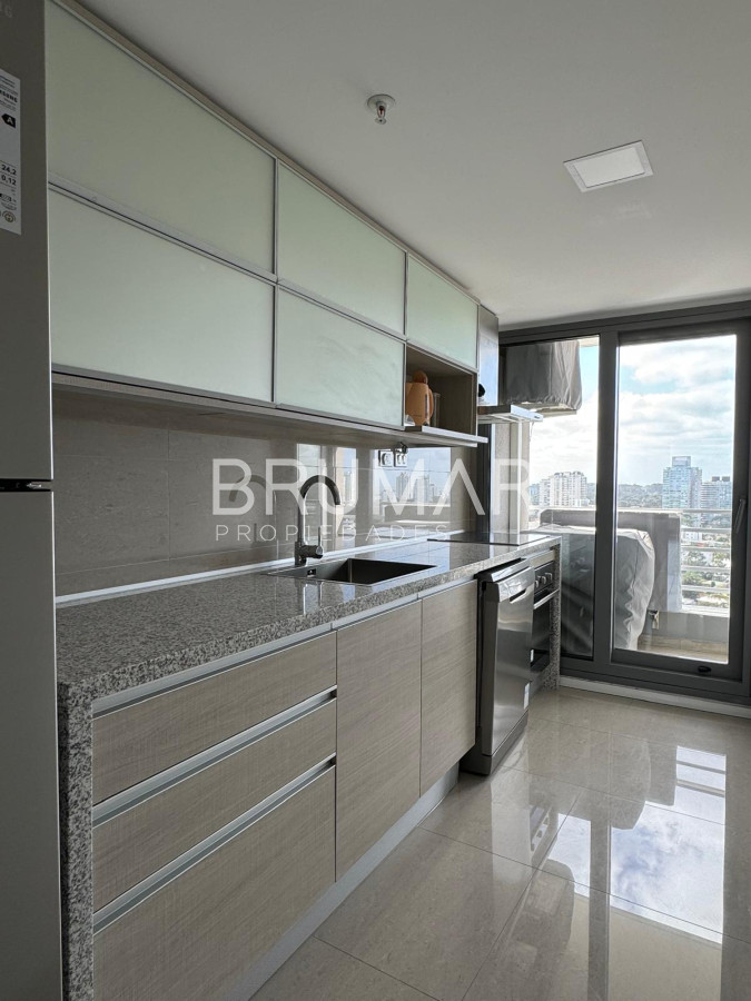 Apartamento ID.133 - Exclusivo apartamento de 3 dormitorios, terraza súper amplia y la mejor vista al mar.