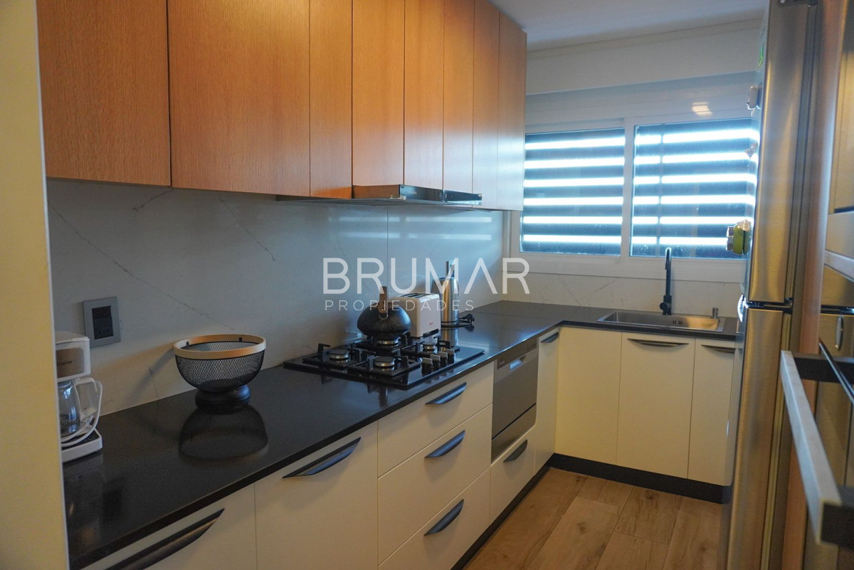 Apartamento ID.17 - Apartamento de 3 dormitorios en excepcional ubicación, vista al mar.
