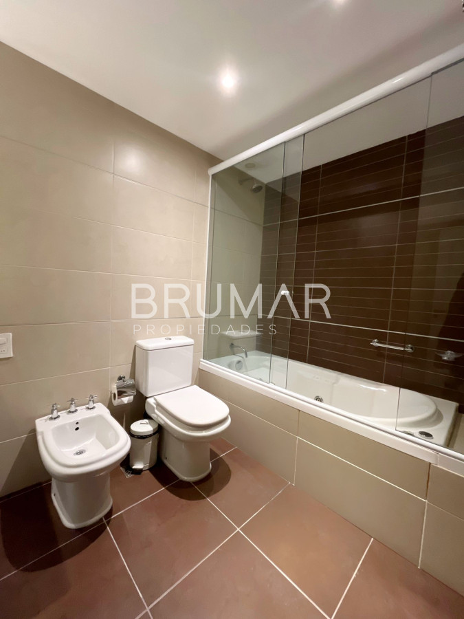Apartamento ID.223 - Venta apartamento 3 dormitorios en suite en península full amenities.