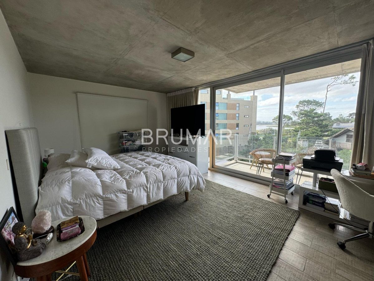 Apartamento ID.317 - Venta Primera linea Pinares